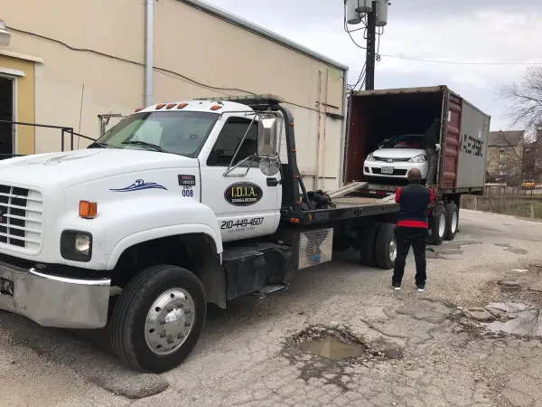 Elite Towing & Transport/ we buy junk cars - photo 4