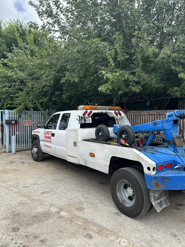 LUPE’S TOWING - photo 2