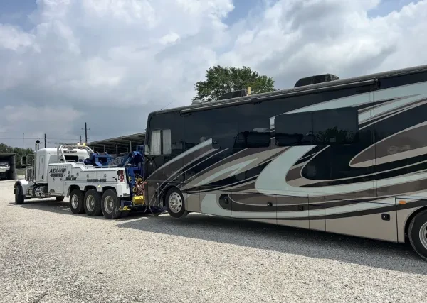 Armada Towing Service - photo 3
