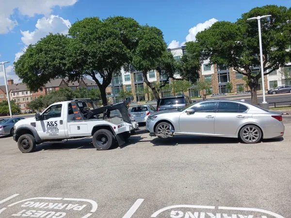 A & S Towing Services - photo 2