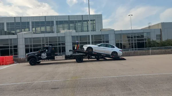 A & S Towing Services - photo 4