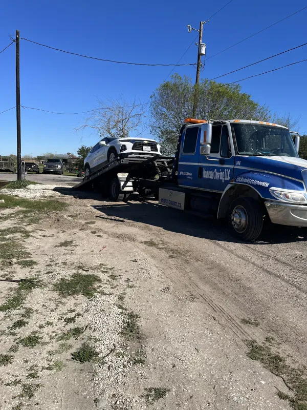Momento Towing llc - photo 3
