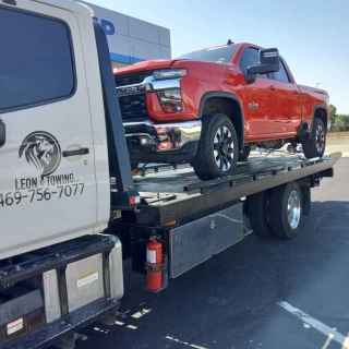 LEON TOWING LLC