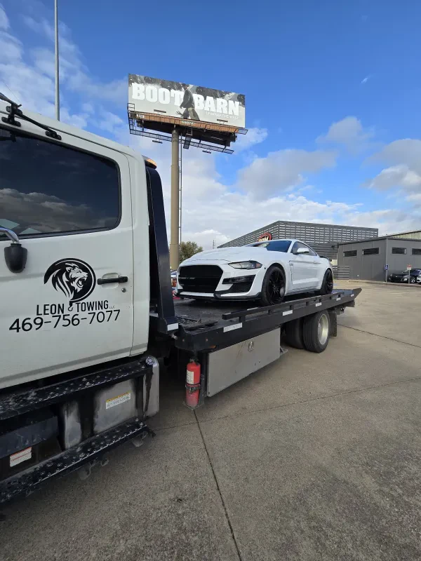 LEON TOWING LLC - photo 2