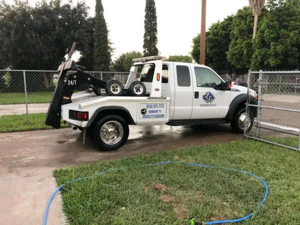 J&J's Towing & Recovery, LLC - photo 2