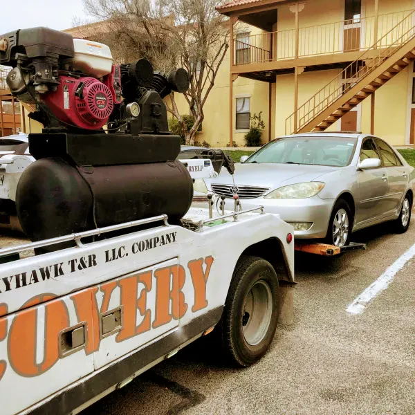 SkyHawk Towing - photo 4