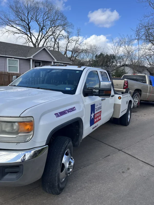 Taini-Taini Towing Services - photo 2