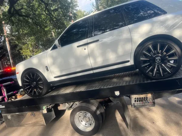 Towing & Roadside Assistance Of Sugar Land LLC - photo 4