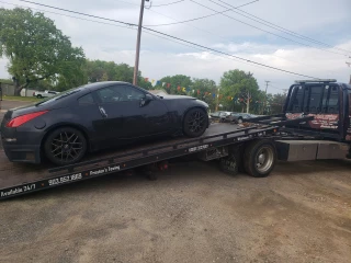 Preston's Towing