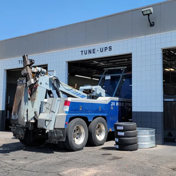Auto Tech Towing - photo 3