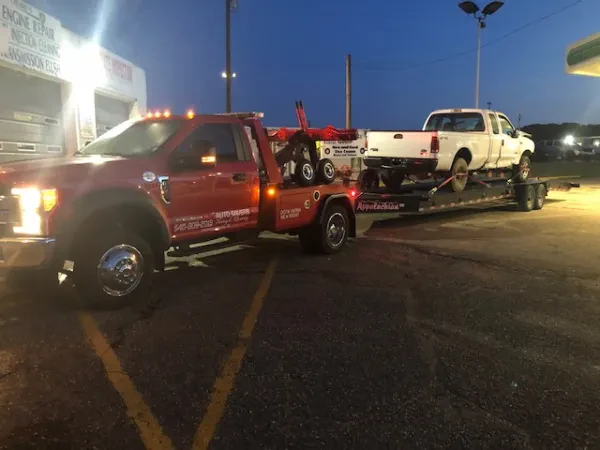 Auto Savers Towing & Recovery LLC - photo 2