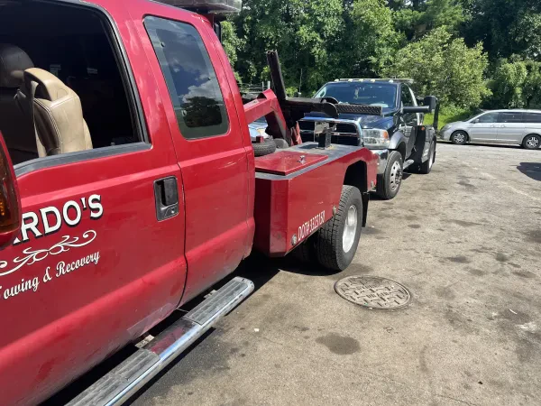 Nardos Towing & Recovery LLC - photo 2