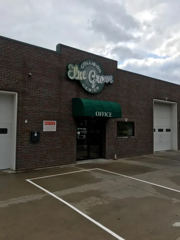 Elm Grove Collision Center - photo 2