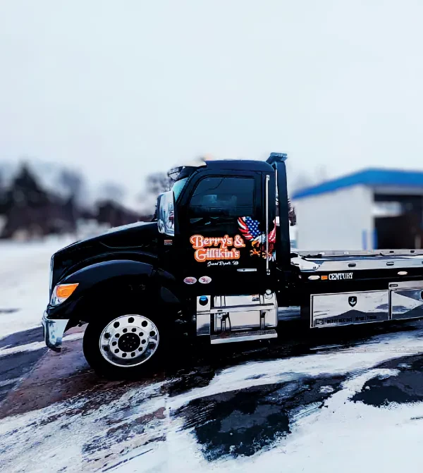 Berry's & Gillikin's Towing - photo 4