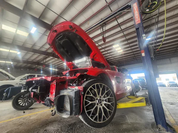 Vic's Auto Rebuilders - photo 4