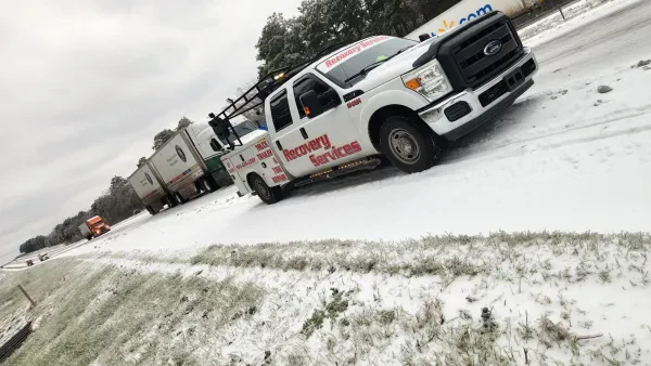 Recovery Services 24 Hour Mobile Truck, Trailer and Tire Repair - photo 2