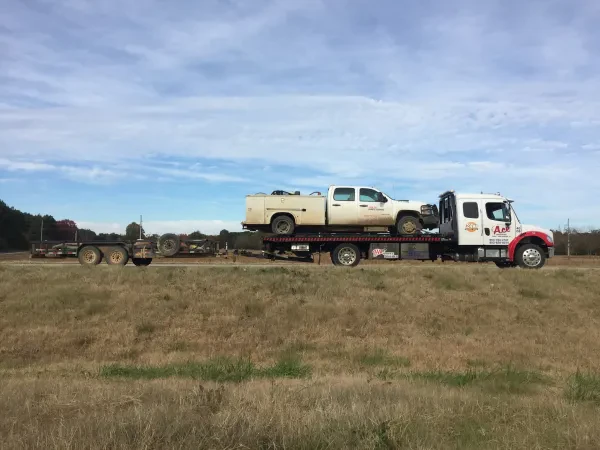 Ace Wrecker and Towing - photo 2