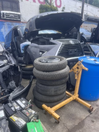 Westside Auto Wreckers
