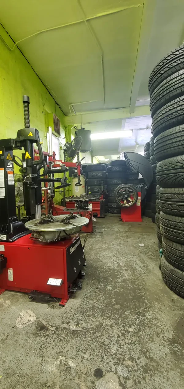 Beracas Auto Repair and Tires LLC - photo 4