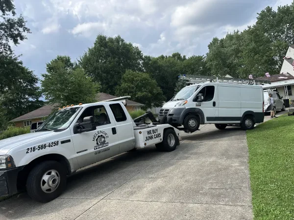 Melendez Towing - photo 3