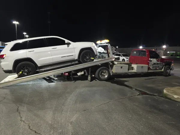 A & F Towing - photo 2