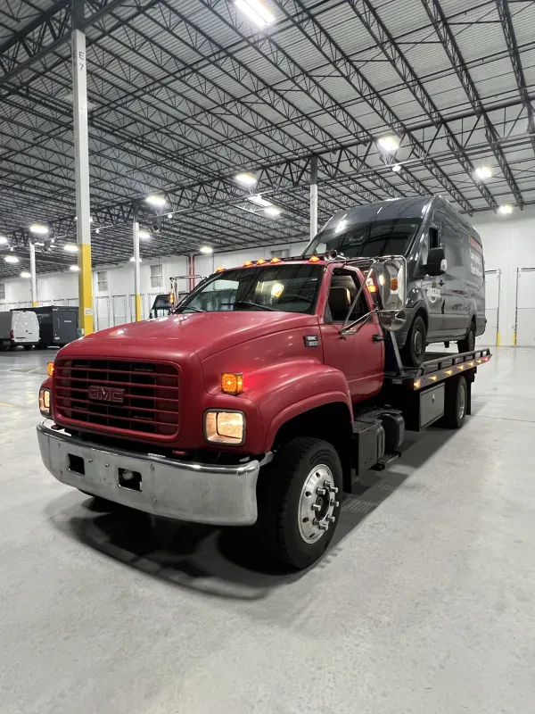 TowHub Road Service and Towing - photo 2