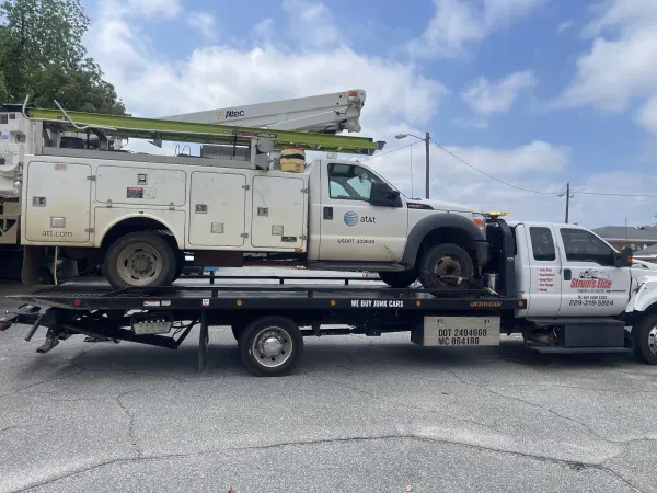 Strums Elite Towing & Recovery - photo 3