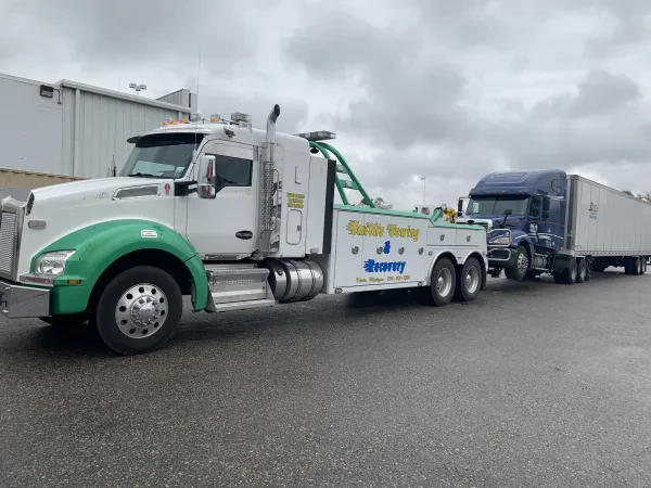 Smith's Towing Service - photo 2
