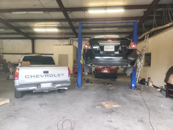 336 Conroe Automotive - photo 2