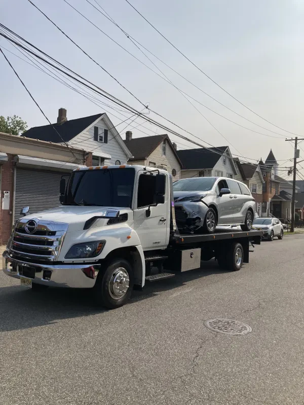 Nikolas Towing Services - photo 3