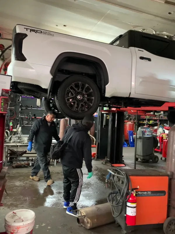 Speed Muffler Mechanic & Tire - photo 2