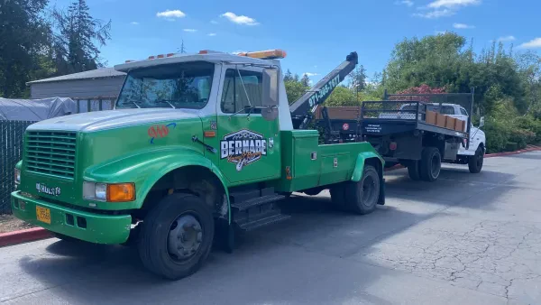 Bernabe Towing & Recovery - photo 2
