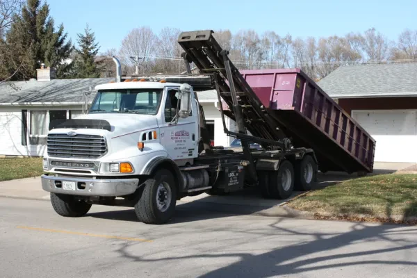Hilltopper Refuse & Recycling Service Inc - photo 2