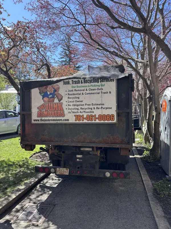 The Junk Removers - photo 4