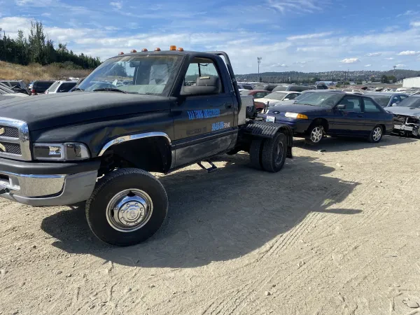 B&R Towing and Recovery - photo 2