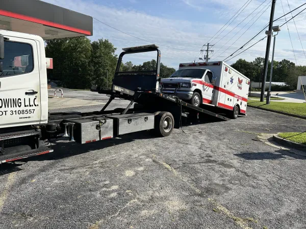 Epic Towing LLC - photo 3