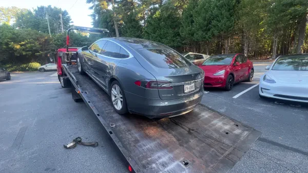 Tow Man Tow Truck & Roadside Assistance - photo 2
