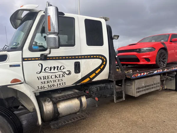 Lemo Autos and Towing - photo 3