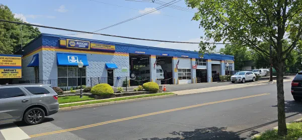 Express Automotive Towing Inc - photo 2
