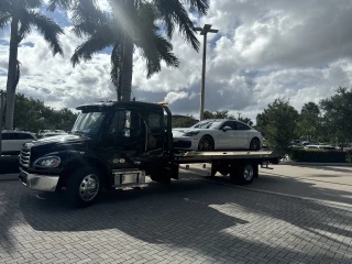 Danyer Towing & Transportation Recovery