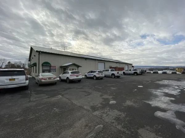 Johnston's Auto Body - photo 3