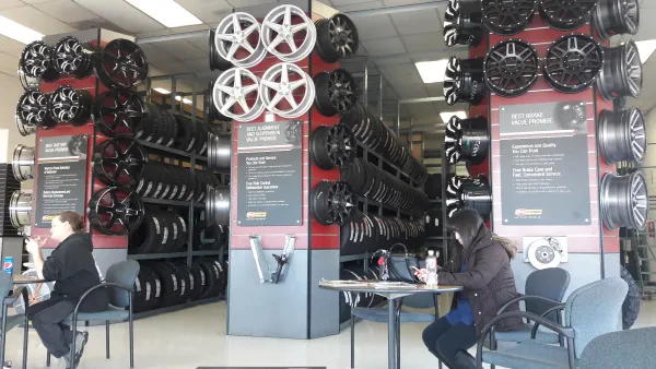 Les Schwab Tire Center - photo 3