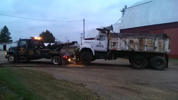 Pardiac Towing & Recovery - photo 4