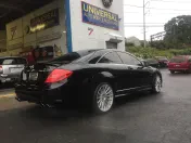 Universal Auto Body & Glass