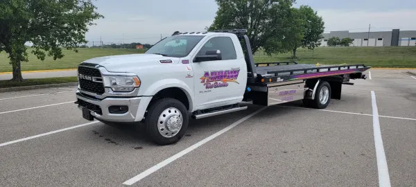 Arrow Tow Services LLC 24 HOUR TOWING - photo 3