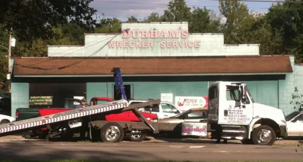 Durham's Wrecker Service & Auto Repair - photo 3