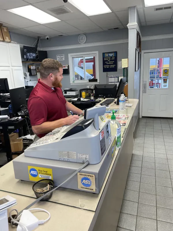 Guaranteed Auto Services - photo 4
