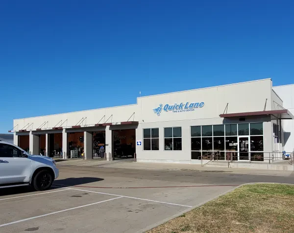 College Station Ford Service Center - photo 3