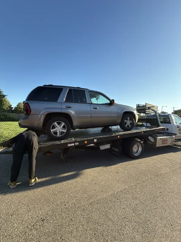 Kalamazoo Towing and Recovery - photo 3