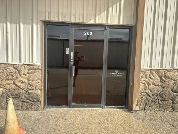VVV Auto Parts Inc - photo 3